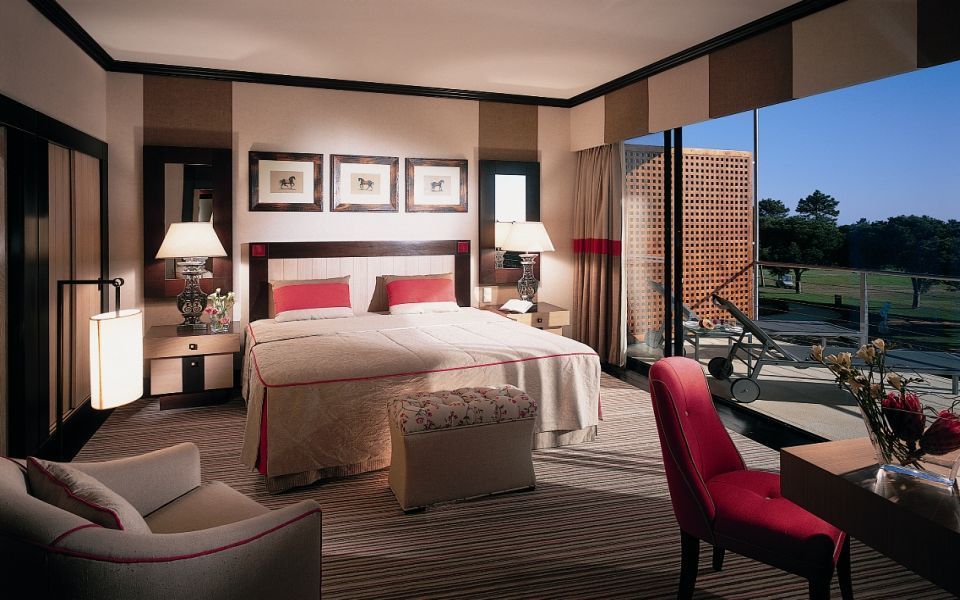 فندق بيستانا فيلا سول غولف آند ريزورت فيلامورا الغرفة الصورة A bedroom at the Four Seasons Hotel
