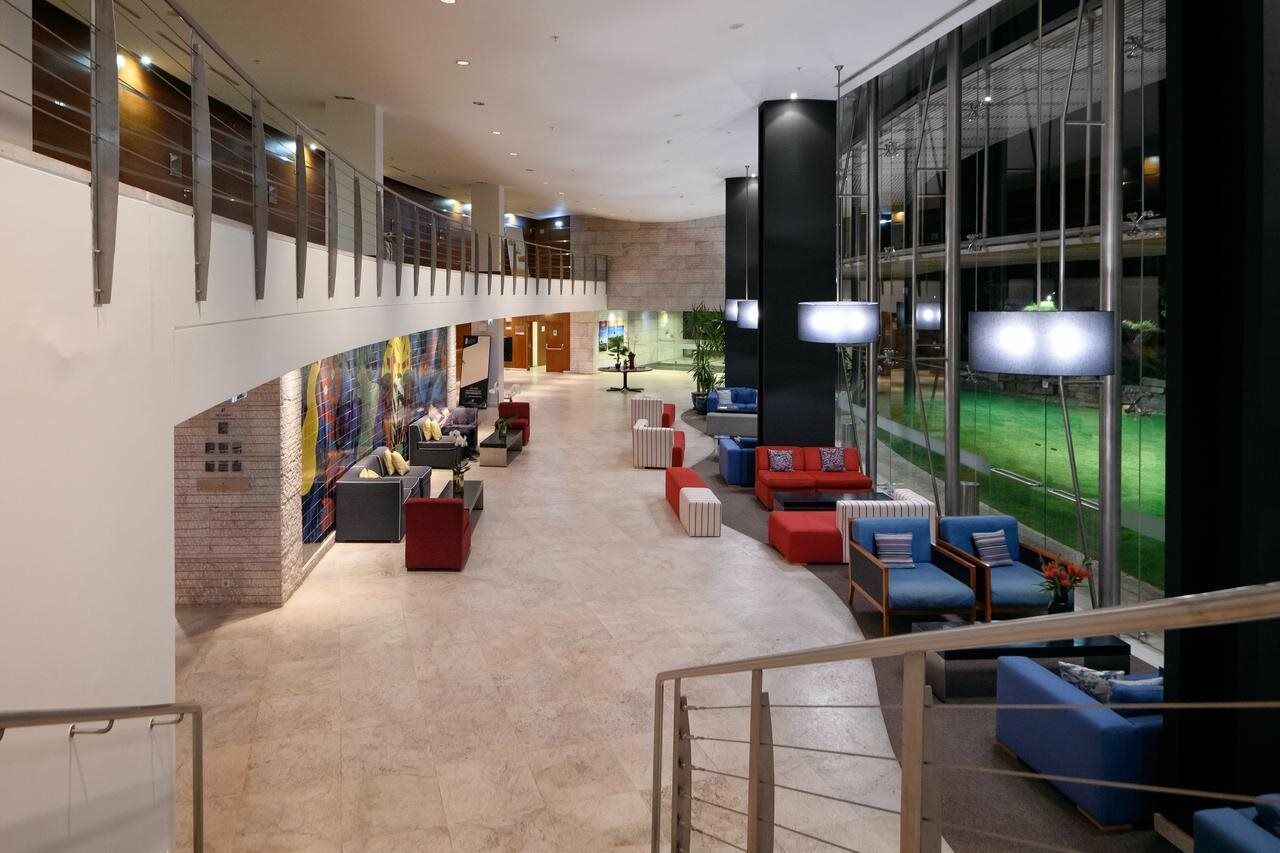 فندق بيستانا فيلا سول غولف آند ريزورت فيلامورا المظهر الخارجي الصورة The lobby of the hotel